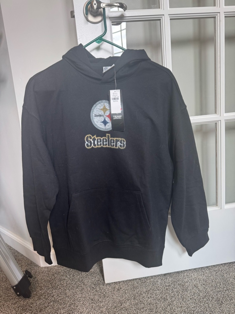 NFL Pittsburgh Steelers Black Pullover Hoodie with Team Emblem